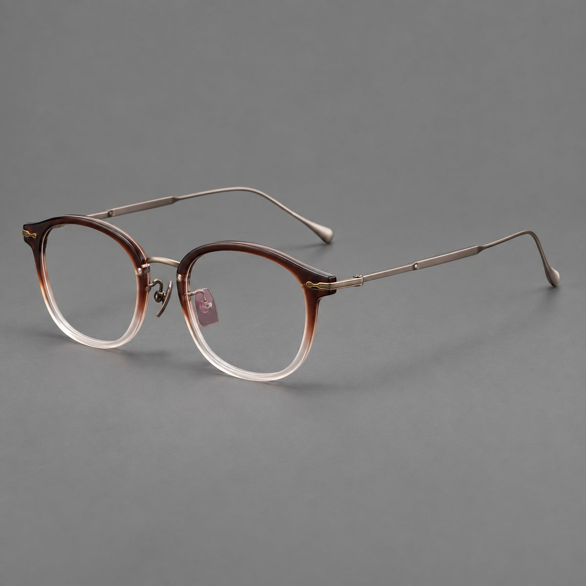 Panto eyeglasses in acetate and titanium with curved brows and decorative metal corner accents — Tea Brown Gradient / Antique Bronze — Main view [CINILY-JD2026-61014-C3]