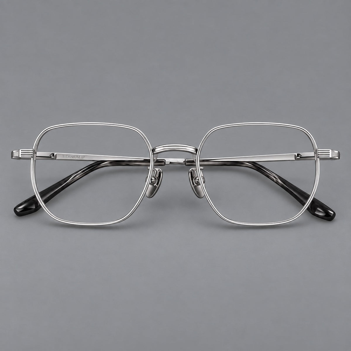 Retro square titanium glasses with rounded rims and finely grooved shoulders — Silver — Front view [CINILY-JD2026-88012-C4]