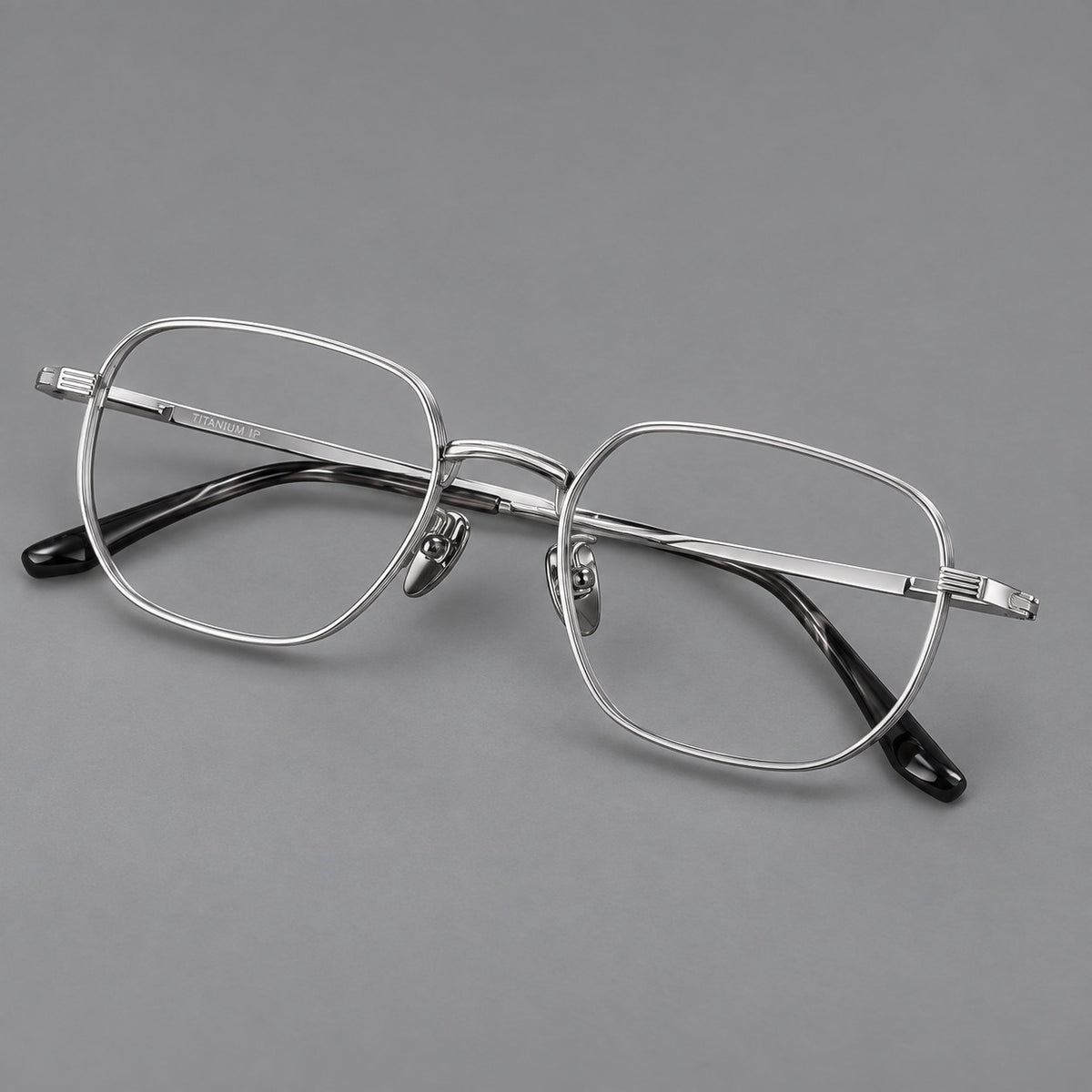 Retro square titanium glasses with rounded rims and finely grooved shoulders — Silver — Main view [CINILY-JD2026-88012-C4]