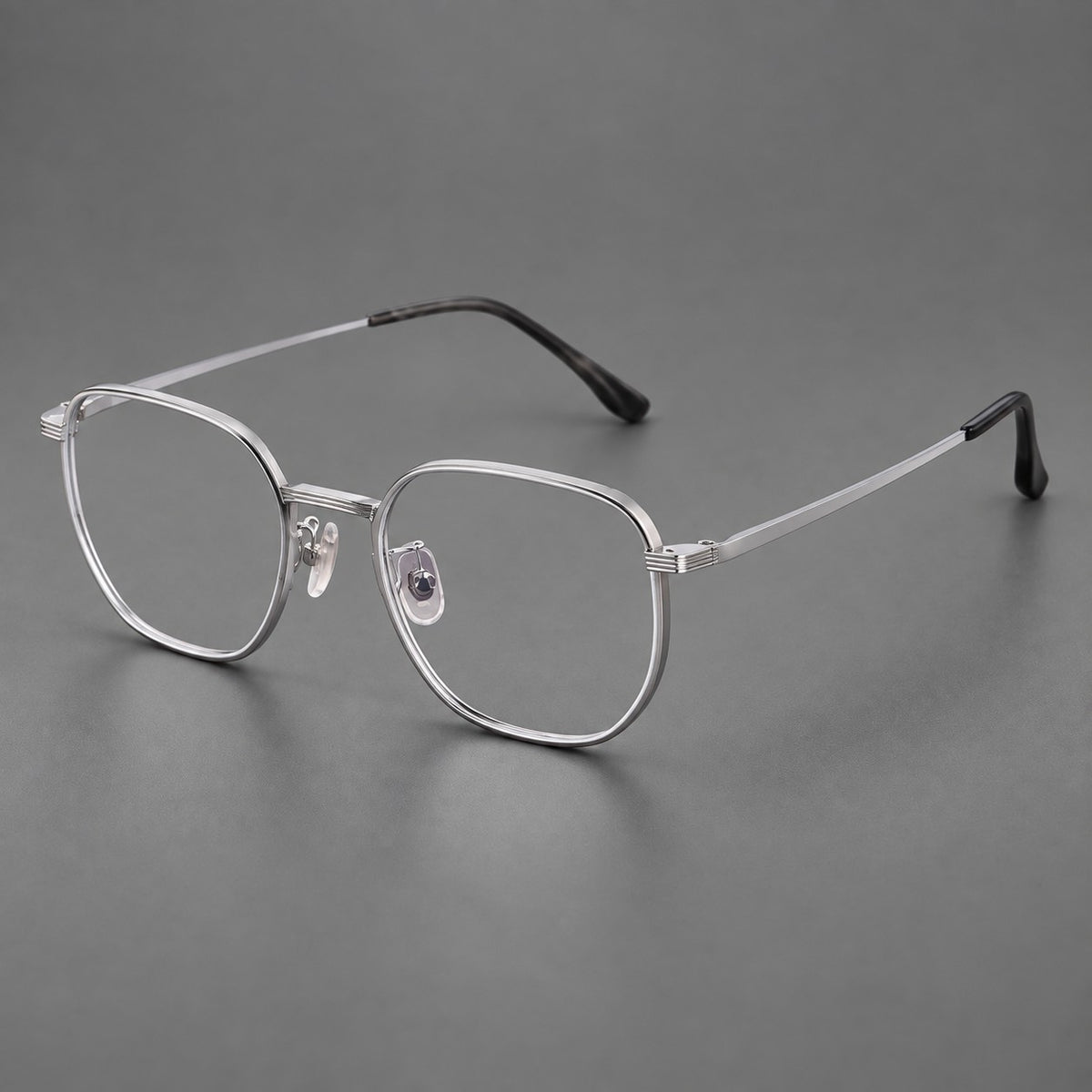Geometric titanium glasses with flattened corners and a finely ridged bridge — Silver — Main view [CINILY-JD2026-88028-C4]