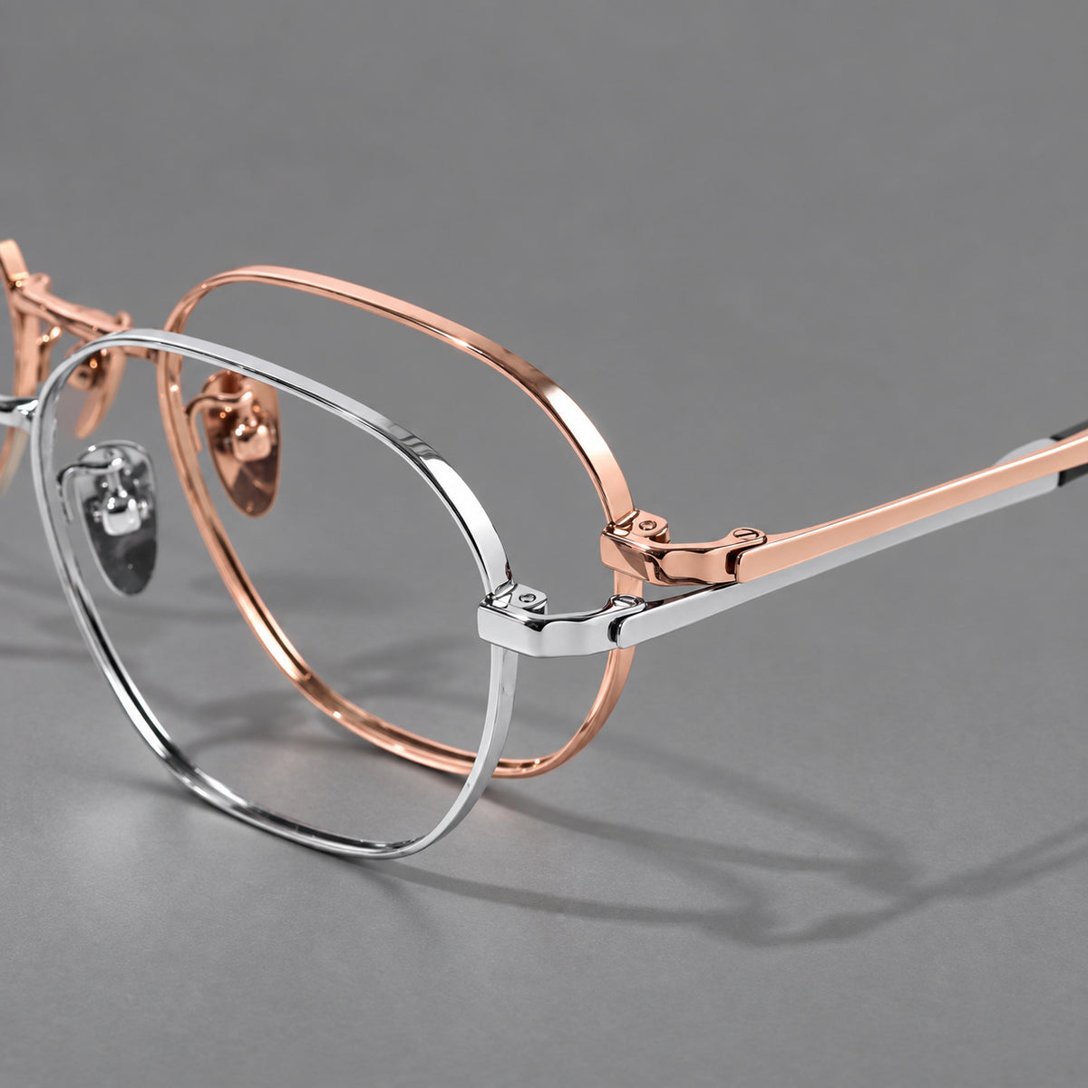 Rounded panto titanium glasses with an angular bridge and broad flat temples — 88060 — Frame details [JD2026-88060]