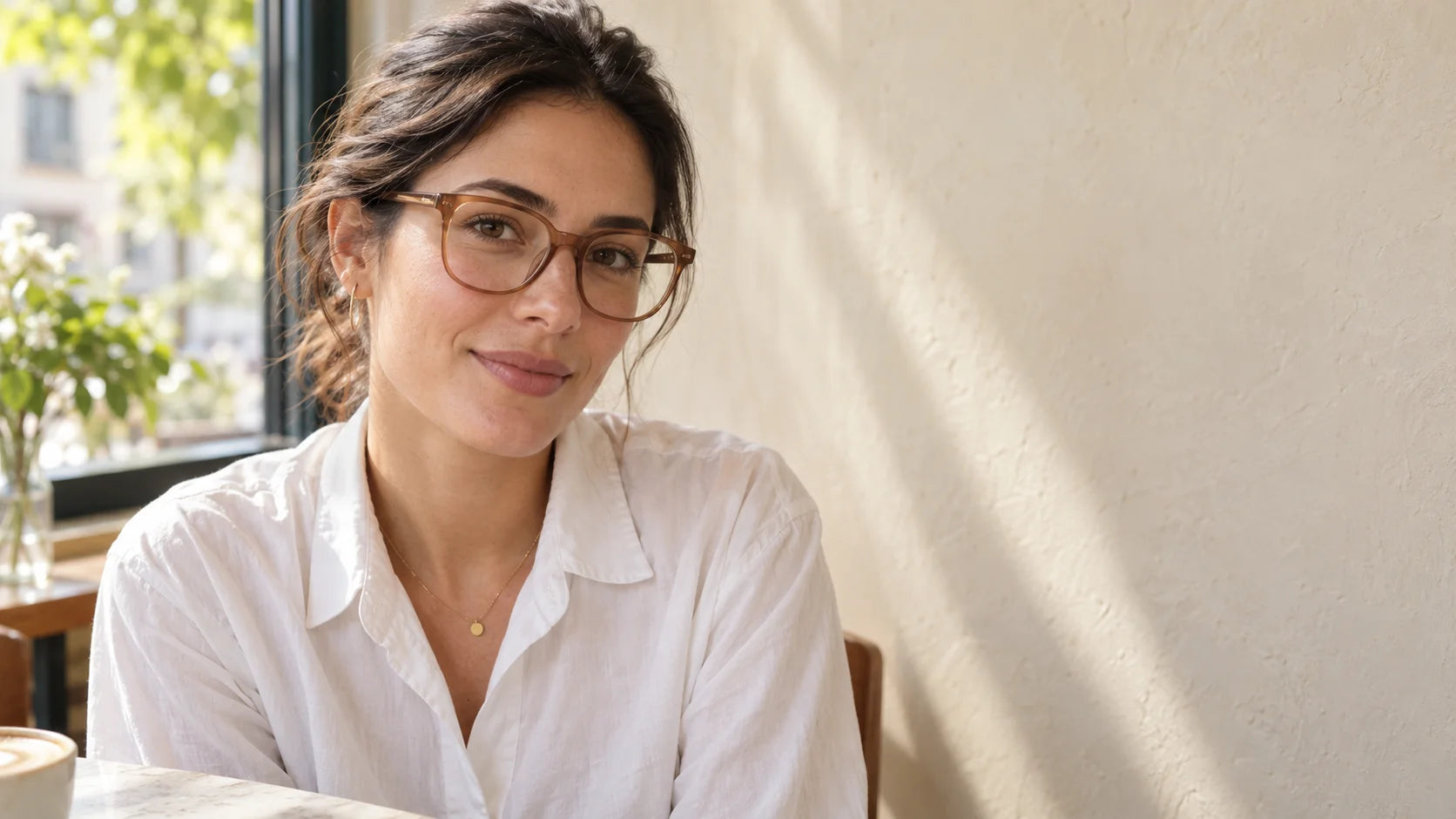 BEACOOL optical eyewear lifestyle photograph